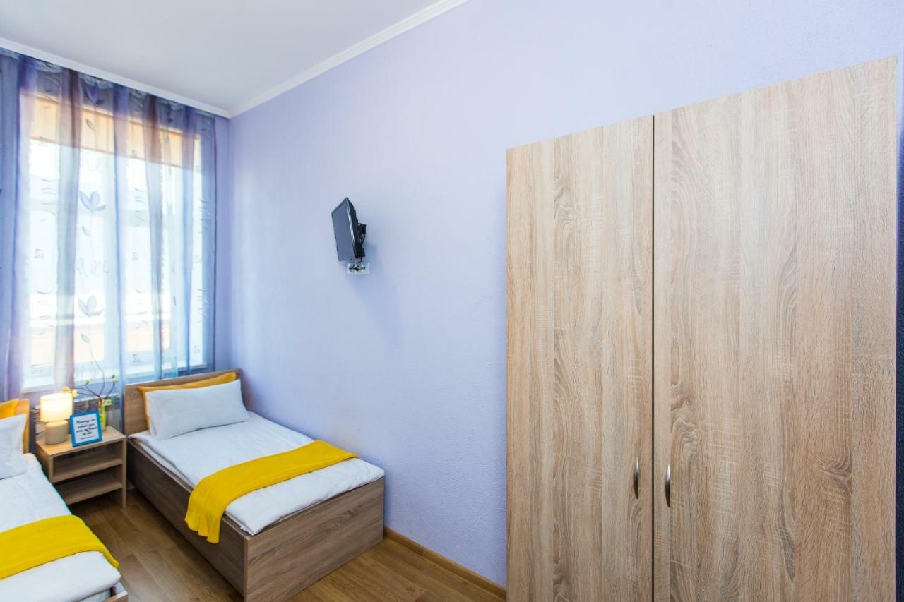 Modern 2Br Apartment In Central 리비프 외부 사진